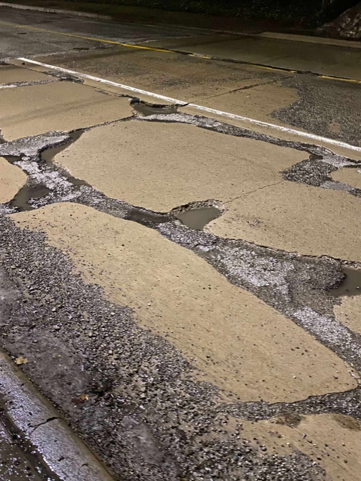 Riverside Drive East, Windsor, Ontario CAA Worst Roads