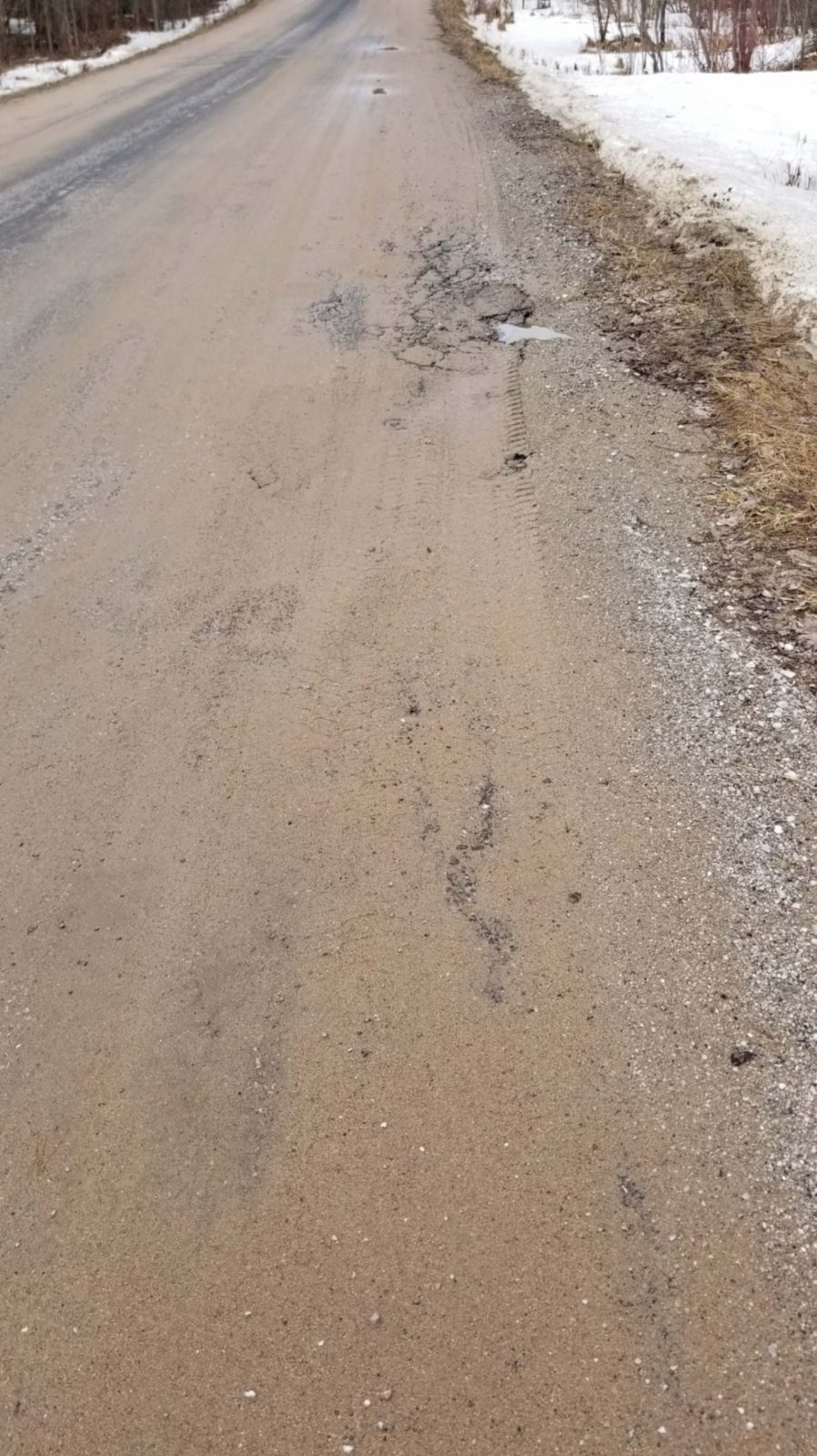 Green River Drive, Washago, Ontario CAA Worst Roads